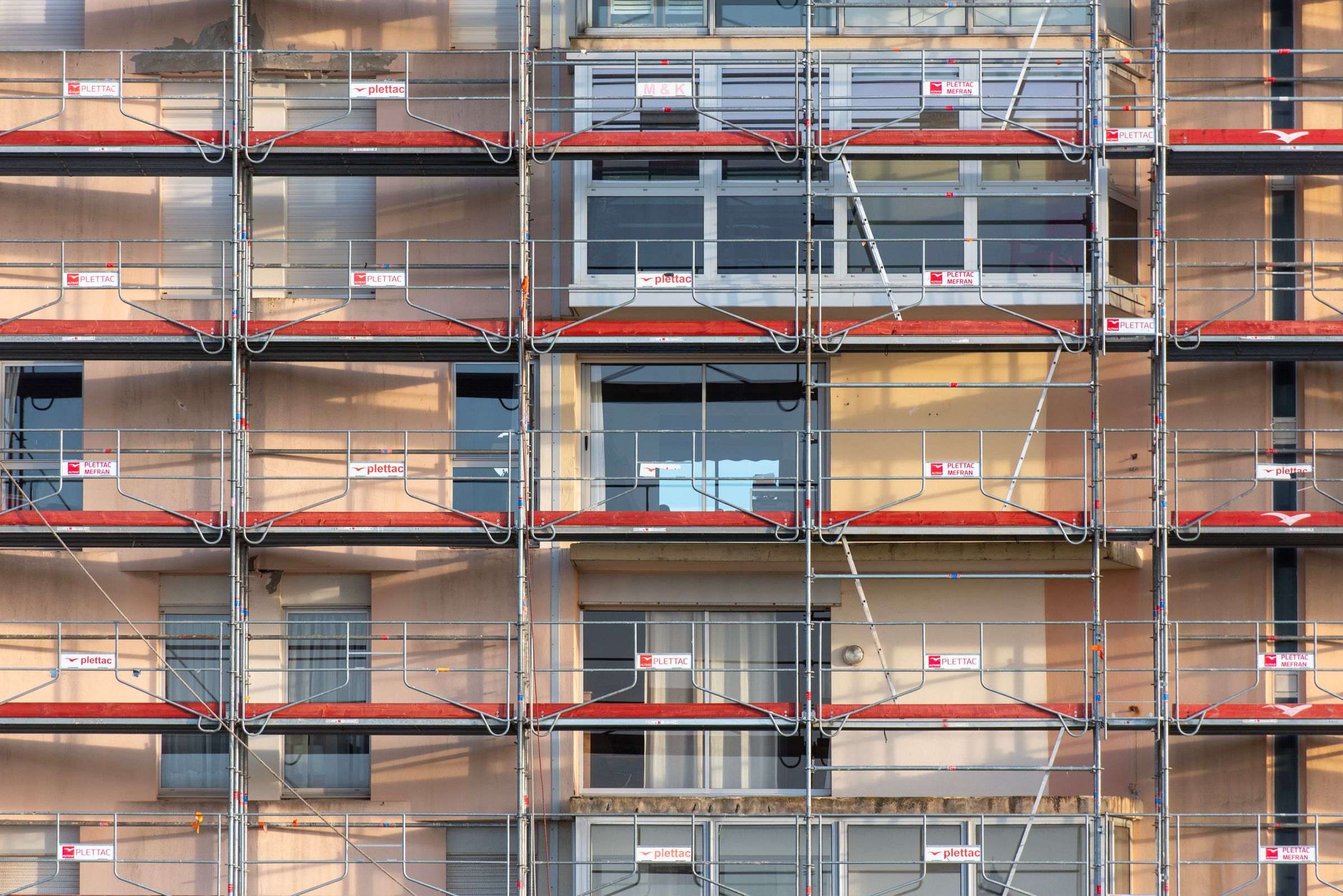 Façade de maison en rénovation énergétique